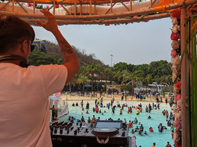 EPIC WAVE POOL PARTYCatch the wave of Holi festive fun and celebrate non-stop with DJ spinning Bollywood Beats